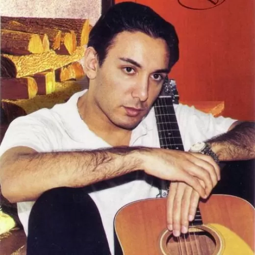 دانلود اهنگ کاشکی من و تو جور بشیم از این حسودا دور بشیم هوش مصنوعی هایده و شادمهر عقیلی ریمیکس ترند اینستاگرام کیفیت 320